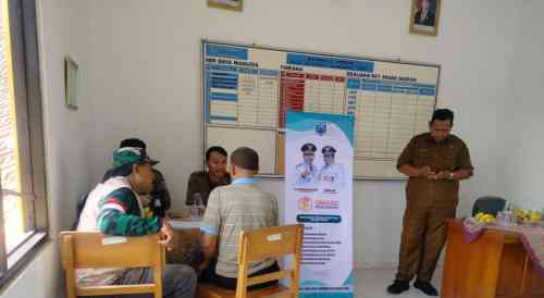 Ratusan Pelaku UMKM Pasar Tradisional Didorong Miliki Legalitas Usaha, DKUPP Probolinggo Optimistis Tingkatkan Daya Saing Ratusan Pelaku UMKM Pasar Tradisional Didorong Miliki Legalitas Usaha, DKUPP Probolinggo Optimistis Tingkatkan Daya Saing