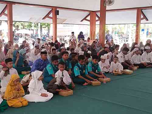 Momentum Muharram, Ribuan Anak Yatim di Kabupaten Probolinggo Terima Santunan dari Baznas