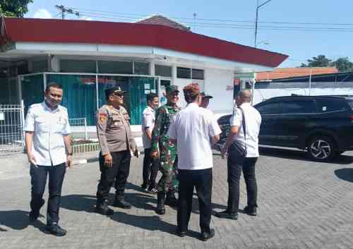 Kodim 0820/Probolinggo dan Tim Gabungan Monitoring SPBU Paiton, Pastikan Stok BBM Aman dan Distribusi Lancar
