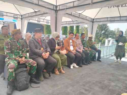 Perkuat Daya Tarik Wisata, Koramil Sukapura Hadiri Pre – Launching Jembatan Kaca Bromo
