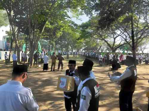PCNU Kraksaan Sukses Gelar Apel Akbar 2.000 Kader di Pantai Bentar