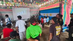 Pererat Silahaturahmi, Babinsa Kodim 1505/Tidore Bersama Warga Binaan Nobar Gembira