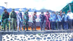 Kodim 1714/Puncak Jaya Bersinergi dengan Polri dan Pemda Musnahkan Miras Ilegal Demi Menjaga Kamtibmas
