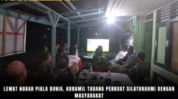 Lewat Nobar Piala Dunia, Koramil Tabang Perkuat Silaturahmi dengan Masyarakat
