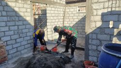 Wujukan Sanitas Sehat, Pelda Slamet Puji Bantu Pembangunan MCK Warga Tulungrejo