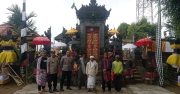 Polri Hadir di Tengah Umat, Kapolsek Sumber Sampaikan Pesan Kamtibmas di Pura Giri Kencana