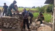 Gotong Royong TNI-Rakyat Percepat Pembangunan Empat Jembatan di HST