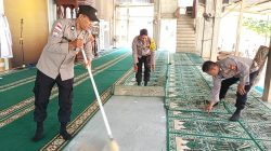 HUT Bhayangkara ke-80, Personel Polsek Rantau Selamat Bersama Warga Gelar Bakti Religi di Aceh Timur