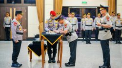 Kapolri Rotasi Enam Kapolda Jajaran, Kadiv Humas: Bagian dari Pembinaan Karier dan Penyegaran Organisasi Kapolri Rotasi Enam Kapolda Jajaran, Kadiv Humas: Bagian dari Pembinaan Karier dan Penyegaran Organisasi