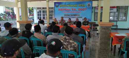 Polsek Sumber Perkuat Pengawasan Musdes RKP Desa 2027, Kapolsek Ajak Warga Awasi Dana Desa Polsek Sumber Perkuat Pengawasan Musdes RKP Desa 2027, Kapolsek Ajak Warga Awasi Dana Desa