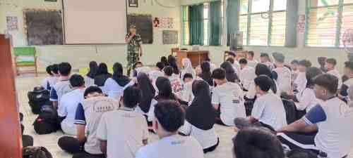 MPLS SMA Taruna Libatkan Koramil Leces untuk Perkuat Disiplin dan Wawasan Kebangsaan