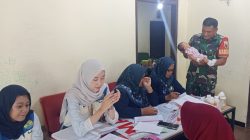 Cegah Stunting Sejak Dini, Babinsa Sertu Yhoni Dampingi Kegiatan Posyandu Di Dusun Gangsri