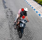 Helm Pengunjung Hilang di RSUD Bangil, Rekaman CCTV Ungkap Dugaan Aksi Pasutri