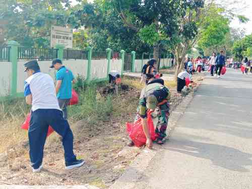 Sinergi TNI, Forkopimcam dan Masyarakat Bintang Ara Ciptakan Lingkungan Bersih Lewat Gema Jalin Smart Sinergi TNI, Forkopimcam dan Masyarakat Bintang Ara Ciptakan Lingkungan Bersih Lewat Gema Jalin Smart