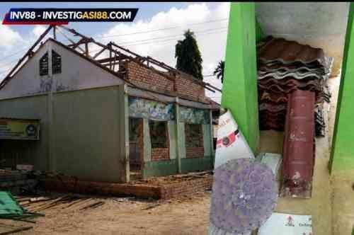 Misteri Seng Bekas SDN Sidorejo, Keterangan Pekerja dan Pantauan Lapangan Berbeda Misteri Seng Bekas SDN Sidorejo, Keterangan Pekerja dan Pantauan Lapangan Berbeda