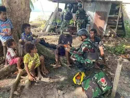 Kepedulian TNI Terhadap Kualitas Kesehatan di Ujung Timur Indonesia