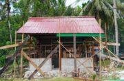 Pembangunan Rumah Ke-1 Type 36 Semi Permanen Capai 68 Persen, Satgas TMMD Ke-129 Kodim 1807/Sorong Selatan Terus Wujudkan Hunian Layak bagi Masyarakat