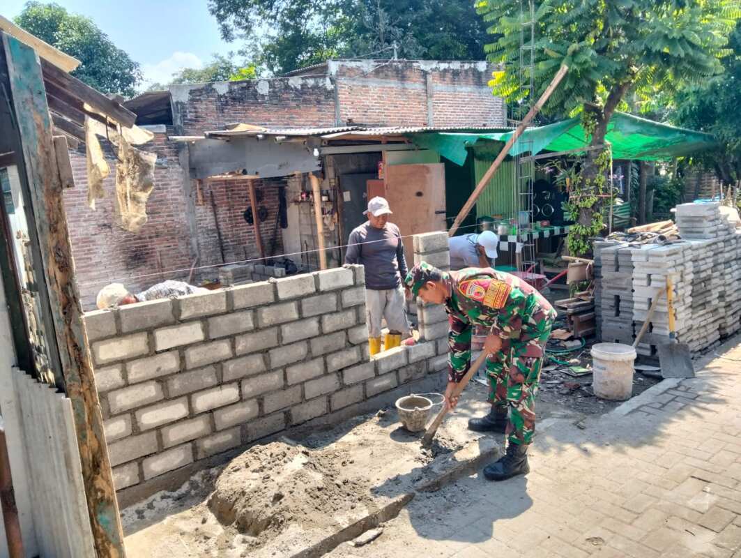 Tingkatkan Kualitas Hidup Warga, Kopka Slamet Prasetiyo Dampingi Renovasi RTLH Dan MCK Di Pakunden Tingkatkan Kualitas Hidup Warga, Kopka Slamet Prasetiyo Dampingi Renovasi RTLH Dan MCK Di Pakunden