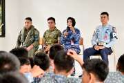 Dari Rasa Ingin Tahu Hingga Cita-Cita, Lanud Sjamsudin Noor Dekatkan Dunia TNI AU Dengan Siswa SRMP 20 Budi Luhur