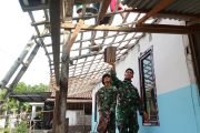 Merajut Harapan di Bawah Atap Baru: Sentuhan Hangat Satgas TMMD 129 Bojonegoro untuk Rumah Pak Ladi
