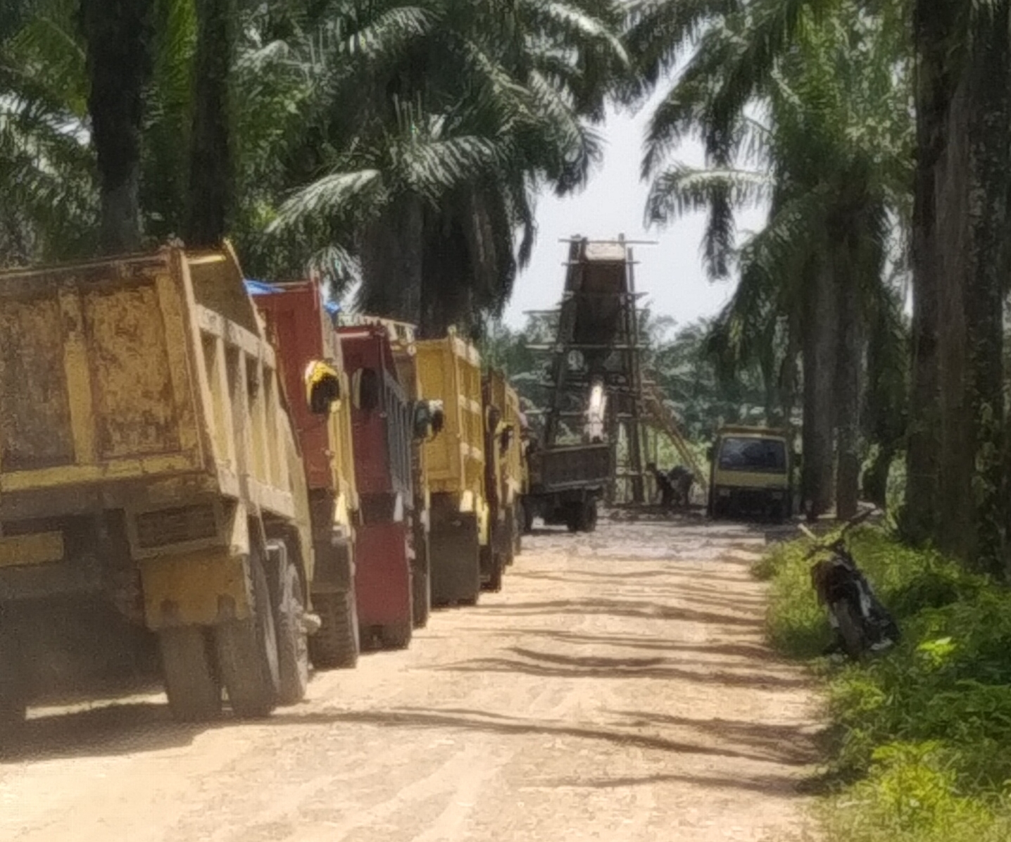 Diduga Beroperasi di DAS Aceh Tamiang, Aktivitas Sedot Pasir di Alur Manis Dipertanyakan Izin