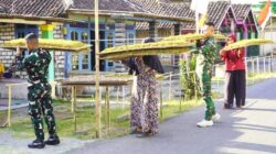 Kemanunggalan di Atas Widik: Cerita Kehangatan Satgas TMMD 129 Bojonegoro Bantu Olah Tembakau Petani Kesongo