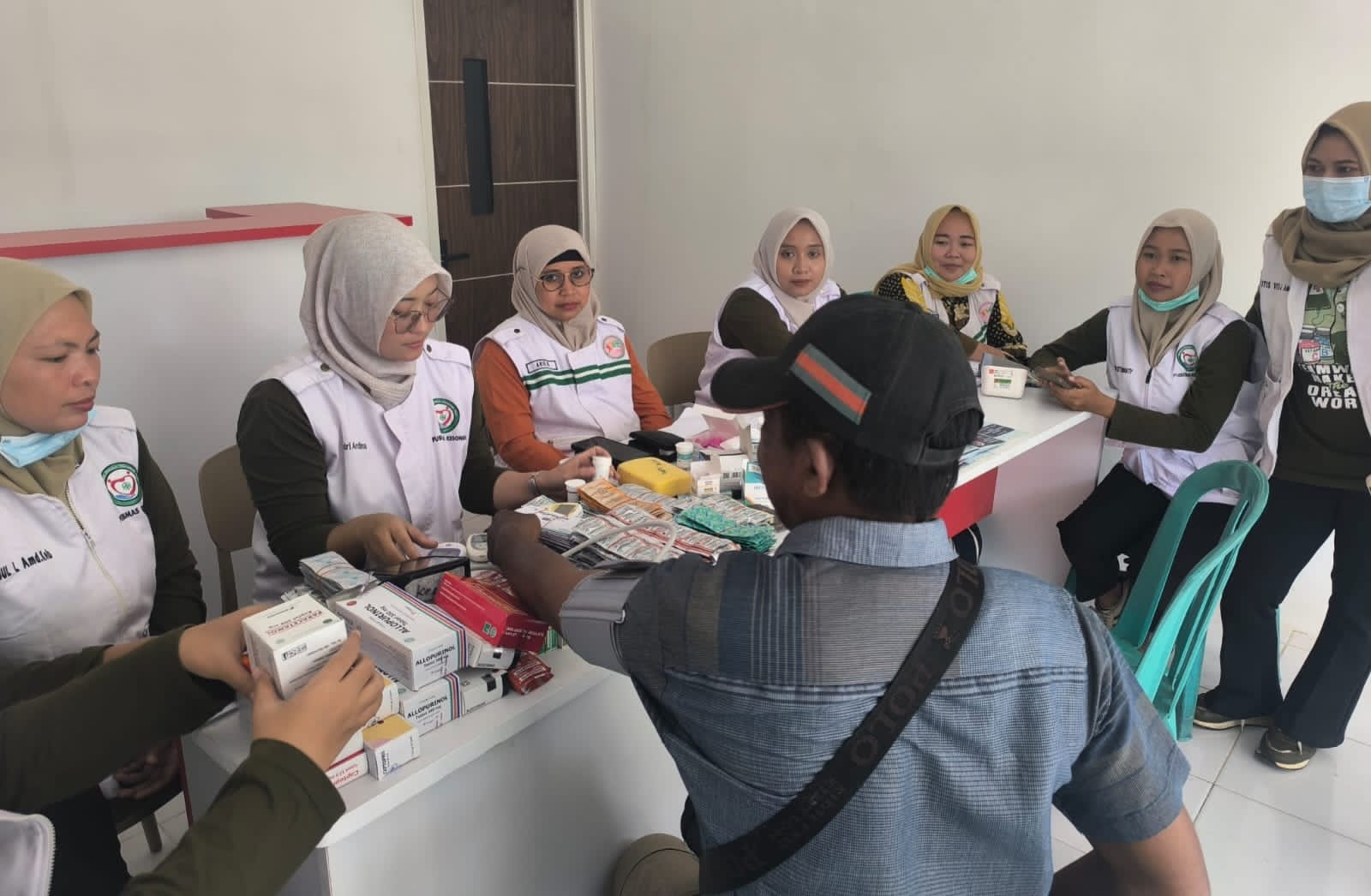 Penutupan TMMD 129 Bojonegoro Diwarnai dengan Layanan Kesehatan Gratis Penutupan TMMD 129 Bojonegoro Diwarnai dengan Layanan Kesehatan Gratis
