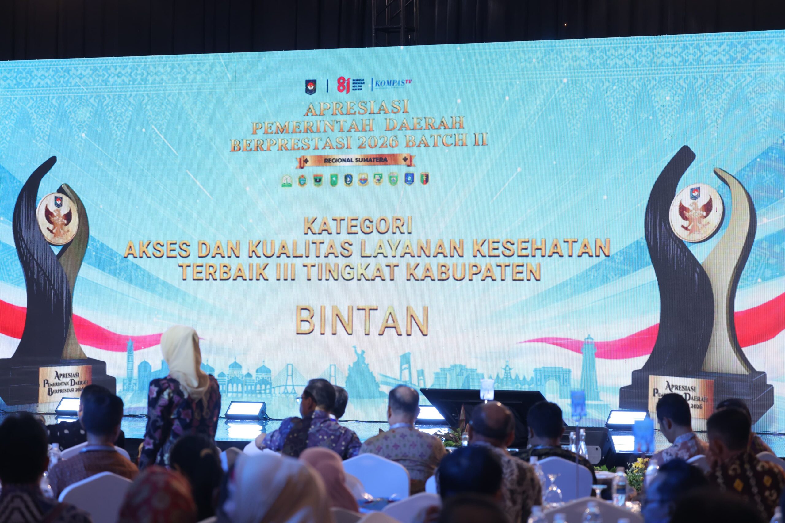 KAPOLDA KEPRI HADIRI MALAM APRESIASI PEMERINTAH DAERAH REGIONAL SUMATERA 2026 KAPOLDA KEPRI HADIRI MALAM APRESIASI PEMERINTAH DAERAH REGIONAL SUMATERA 2026
