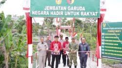 Dandim 0808/Blitar Hadiri Launching 2.500 Jembatan Garuda dan 3.000 Titik Air Bersih oleh Presiden Prabowo Subianto Dandim 0808/Blitar Hadiri Launching 2.500 Jembatan Garuda dan 3.000 Titik Air Bersih oleh Presiden Prabowo Subianto