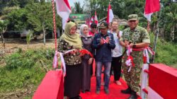Jembatan Garuda Teluk Mesjid, Wujud Sinergi TNI dan Pemerintah Buka Akses Warga Jembatan Garuda Teluk Mesjid, Wujud Sinergi TNI dan Pemerintah Buka Akses Warga