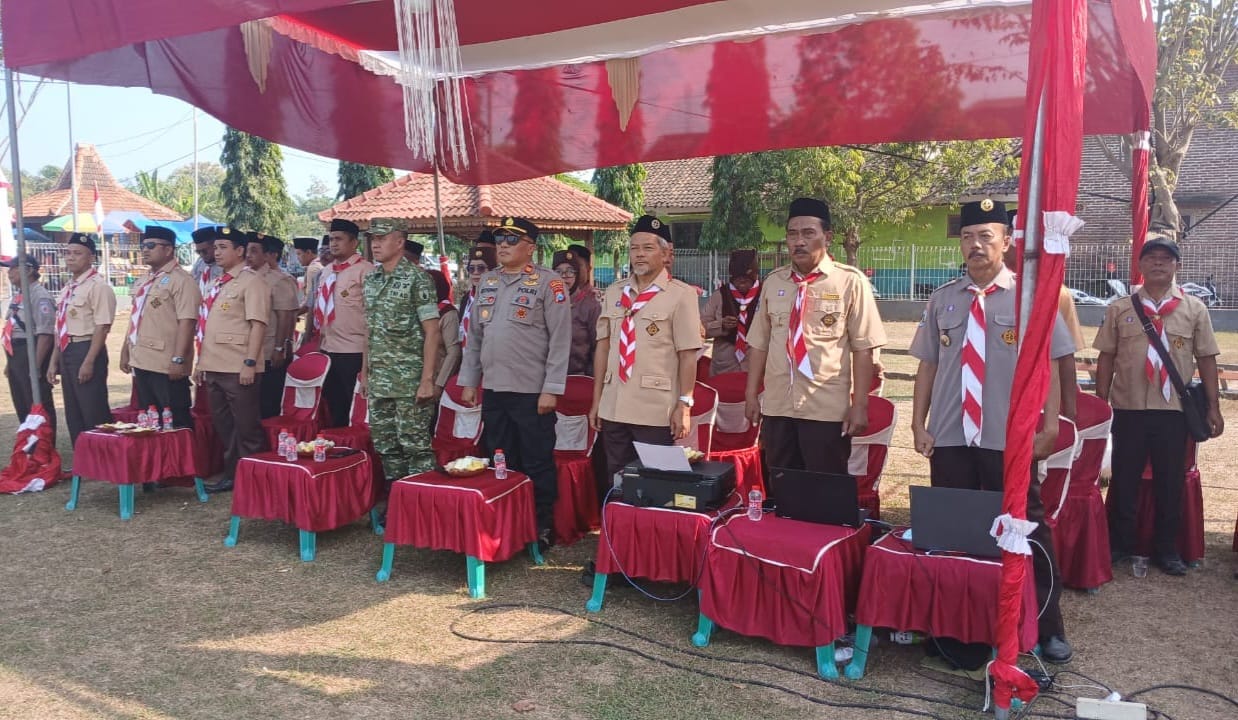Koramil Paiton Hadiri Upacara HUT Pramuka Ke 65 Dilokasi Wisata Candi Jabung
