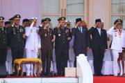 KAPOLDA KEPRI IKUTI UPACARA HUT KE-81 KEMERDEKAAN RI, PERKUAT SINERGI JAGA KEAMANAN KEPRI