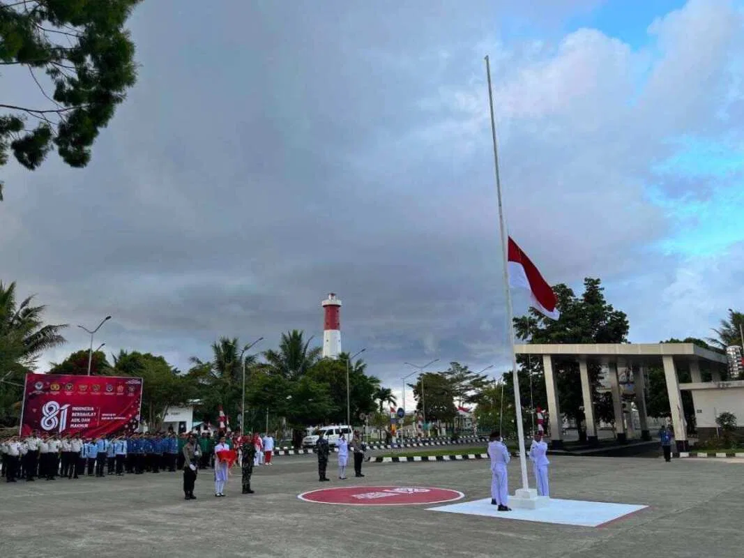 Semarak HUT RI Ke-81 Di Batas Ujung Timur, Satgas Swasembada Yonif 643/Wns Koops TNI Habema Terlibat Upacara Dan Gelar Layanan Kesehatan Gratis