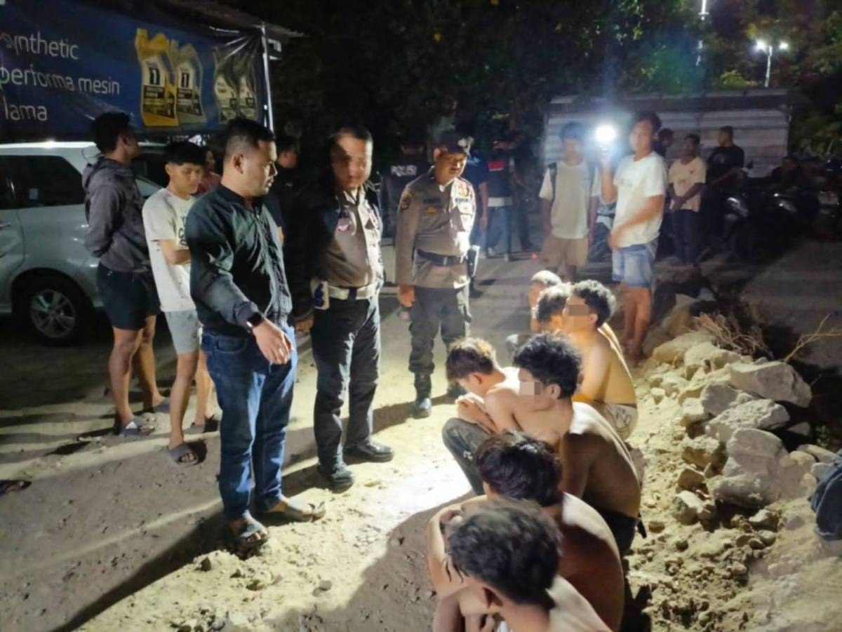Piket Fungsi Polsek Pedurungan Amankan Tujuh Orang Diduga Anggota Gangster “Boystim12” Sebelum Tawuran Piket Fungsi Polsek Pedurungan Amankan Tujuh Orang Diduga Anggota Gangster “Boystim12” Sebelum Tawuran