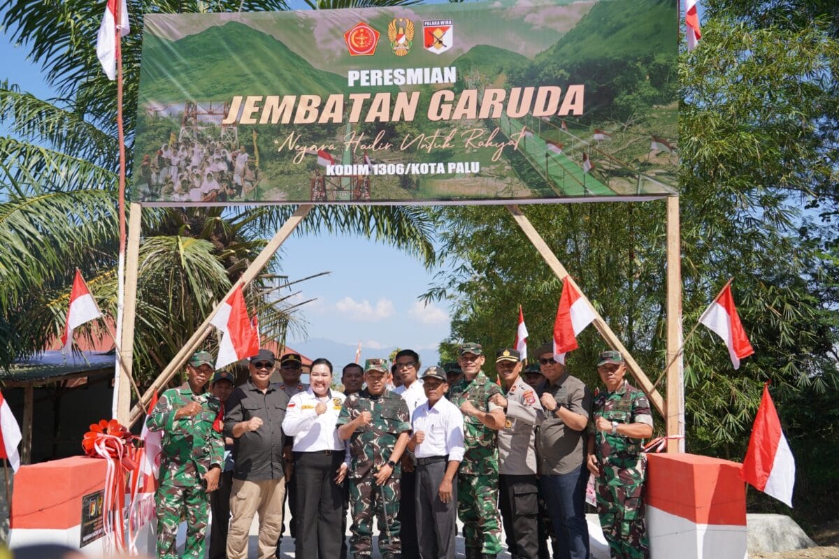 Danrem 132/Tadulako Resmikan Jembatan Garuda di Desa Bahagia, Perkuat Akses dan Konektivitas Warga Sigi