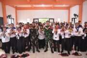 Satgas Pamtas Yonarmed 19/Bogani Berikan Materi Wawasan Kebangsaan, Tanamkan Semangat Nasionalisme kepada Mahasiswa STKIP Entikong