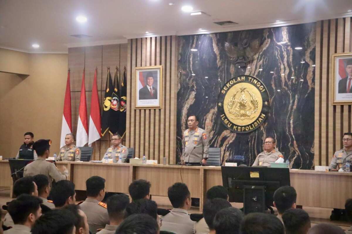 Polri Kerahkan 403 Personel untuk Edukasi dan Pencegahan Karhutla di Sejumlah Wilayah Polri Kerahkan 403 Personel untuk Edukasi dan Pencegahan Karhutla di Sejumlah Wilayah