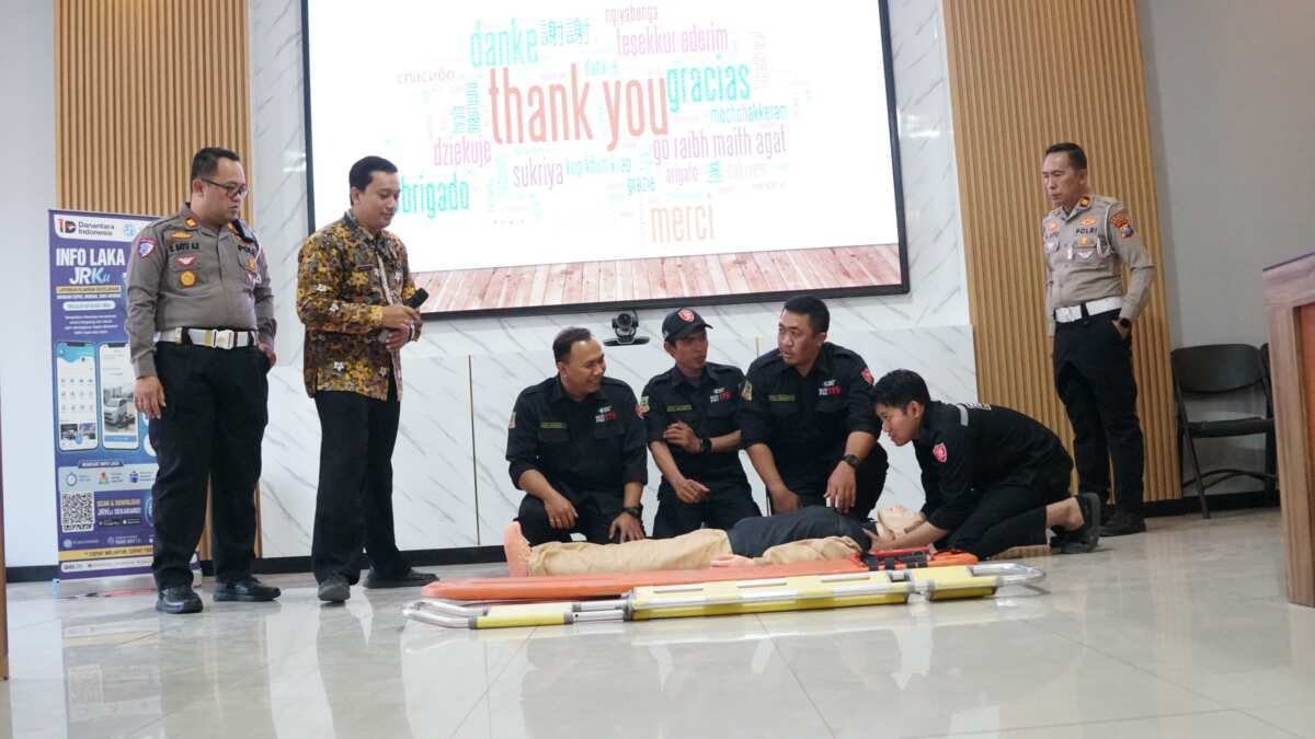 Polres Mojokerto Kota Bekali Driver Ojek Online Keterampilan PPGD untuk Penyelamat di Jalan