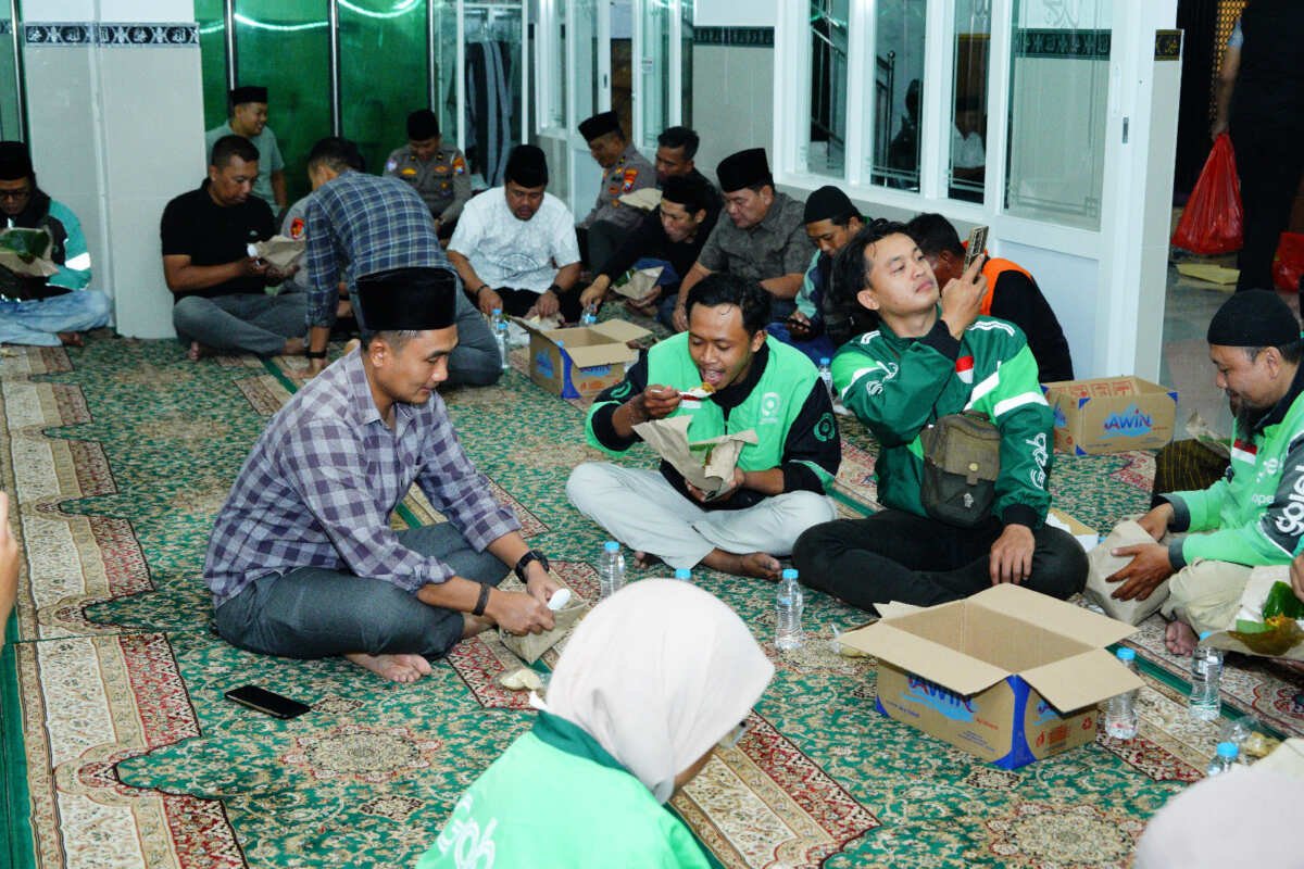 Polres Ponorogo Rangkul Komunitas Ojol Perkuat Sinergi Jaga Kamtibmas Polres Ponorogo Rangkul Komunitas Ojol Perkuat Sinergi Jaga Kamtibmas