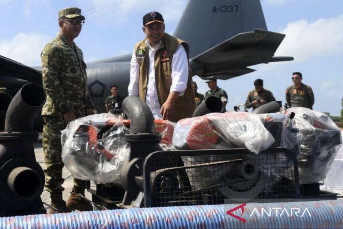 Penerimaan Bantuan Pompa Air untuk Menangani Karhutla di Kaltim