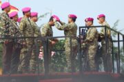 Wakil Panglima TNI dan Sejumlah Pejabat Negara Terima Warga Kehormatan dan Brevet Korps Marinir