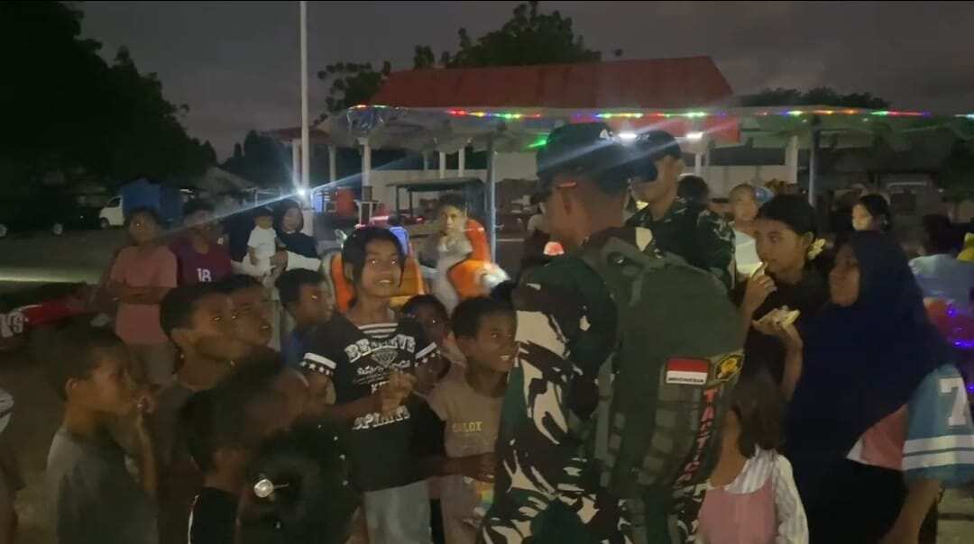 Trauma Healing Korem 161/WS Bangkitkan Keceriaan Anak-Anak Korban Gempa Flores Trauma Healing Korem 161/WS Bangkitkan Keceriaan Anak-Anak Korban Gempa Flores