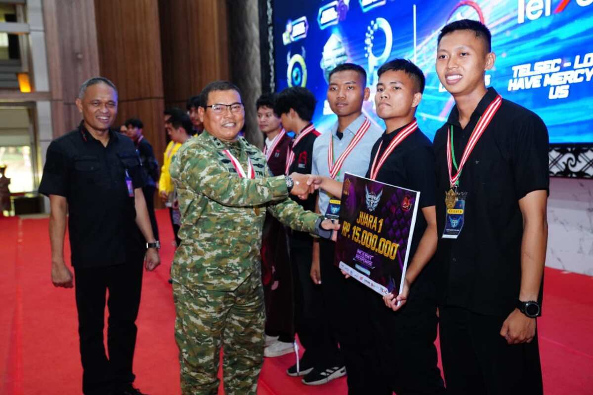 Askomlek Panglima TNI Tutup Rise The Ranger 2 Cyber Competition 2026 Askomlek Panglima TNI Tutup Rise The Ranger 2 Cyber Competition 2026