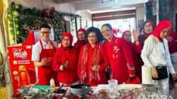Gerakan Sehat Perempuan Indonesia dalam Memperingati HUT RI ke-81 Gerakan Sehat Perempuan Indonesia dalam Memperingati HUT RI ke-81