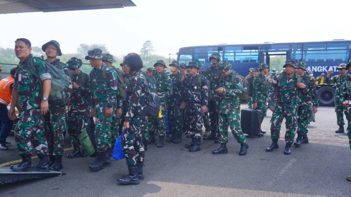 TNI Kembali Kerahkan 248 Personel Penyuluh untuk Perkuat Penanganan Karhutla TNI Kembali Kerahkan 248 Personel Penyuluh untuk Perkuat Penanganan Karhutla
