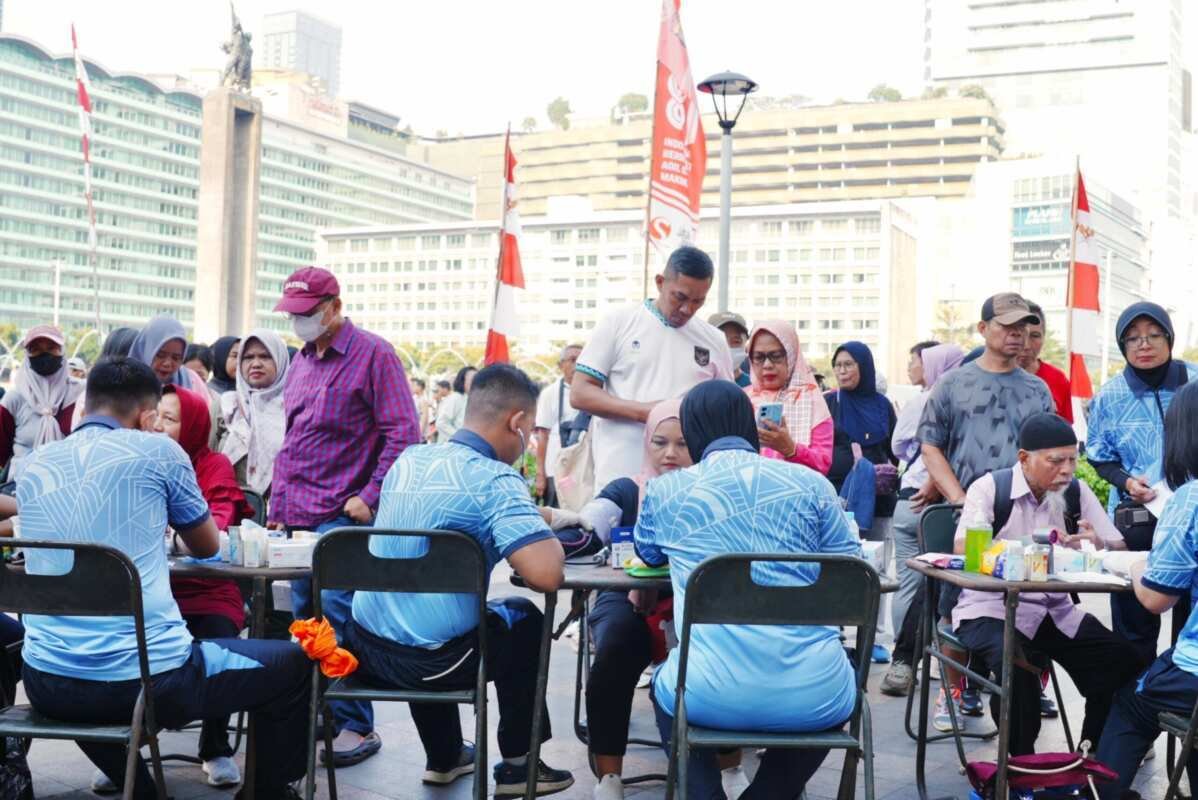 TNI Gelar Pemeriksaan Kesehatan Gratis Sambut HUT ke-81 TNI Gelar Pemeriksaan Kesehatan Gratis Sambut HUT ke-81