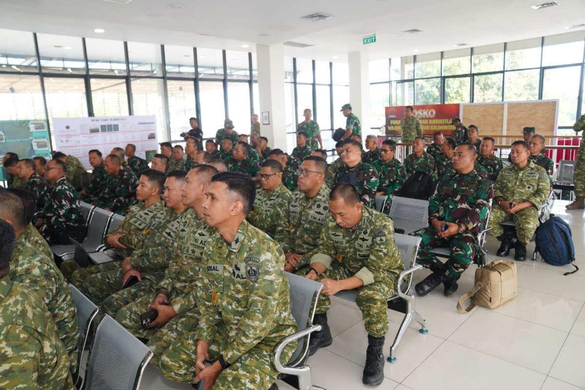 TNI Kerahkan 1.482 Penyuluh Perkuat Penanganan Karhutla di Berbagai Wilayah TNI Kerahkan 1.482 Penyuluh Perkuat Penanganan Karhutla di Berbagai Wilayah