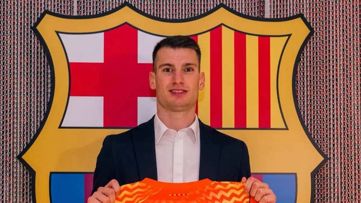 Dominik Livakovic Resmi Bergabung dengan Barcelona
