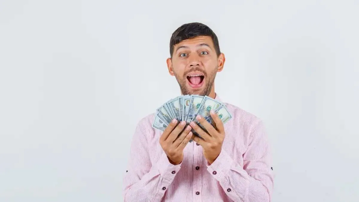 Enam Zodiak Penuh Senyuman di September 2026