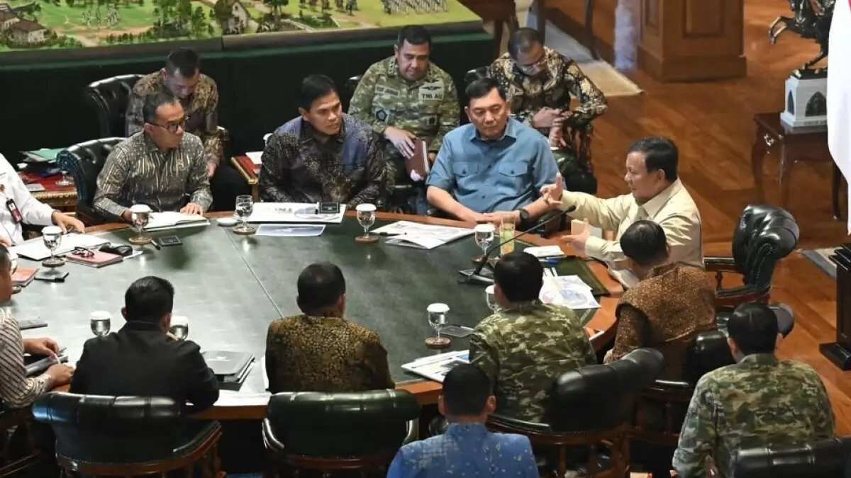 Rapat Terbatas Prabowo: Fokus pada Rekrutmen Prajurit dan Penanganan Bencana